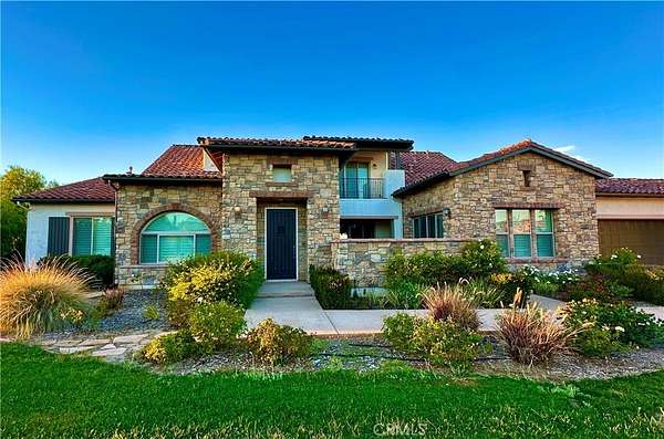 2 Acres of Land with Home for Sale in Temecula, California
