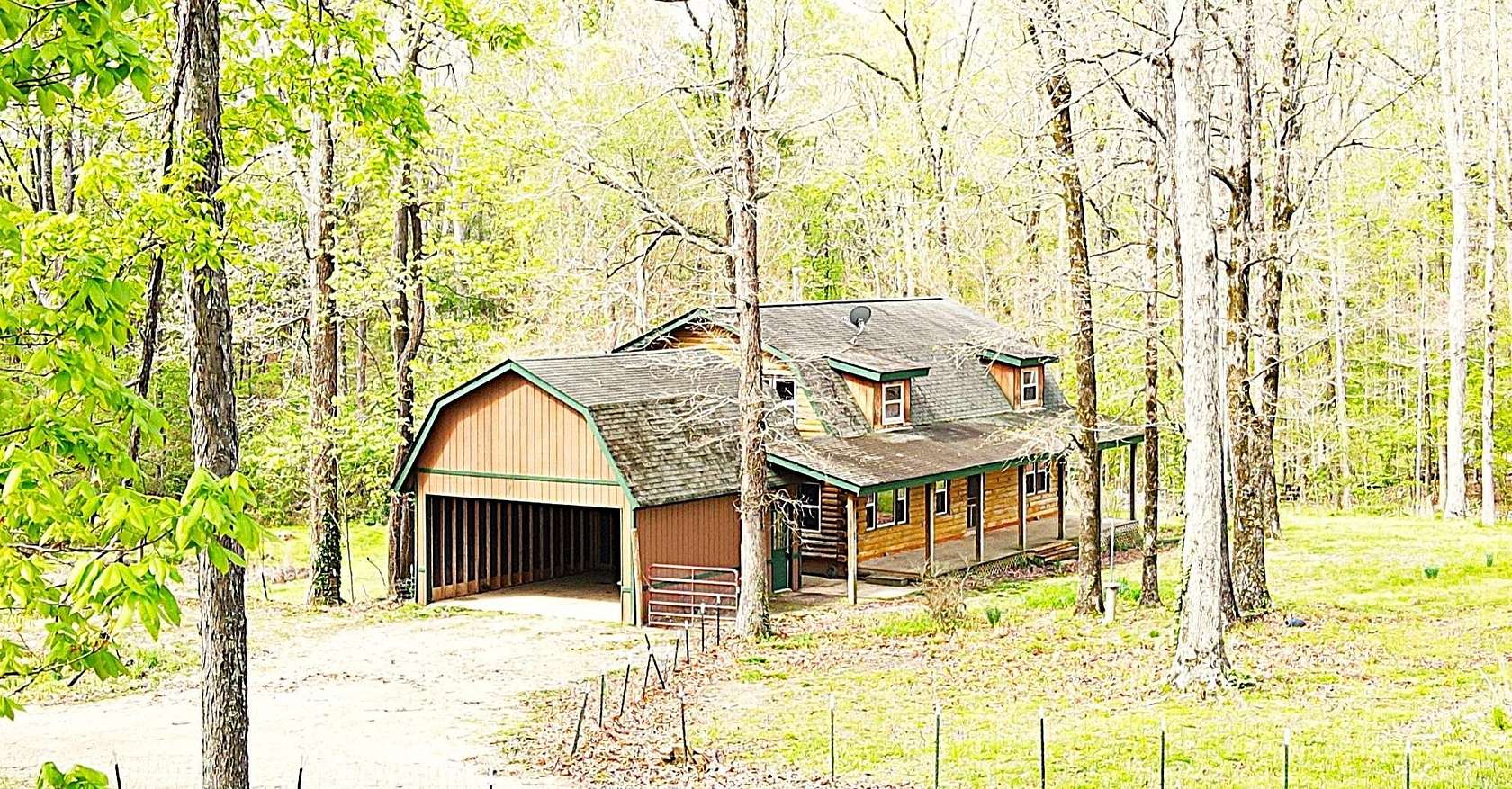 4 Acres of Land with Home for Sale in Rossville, Tennessee