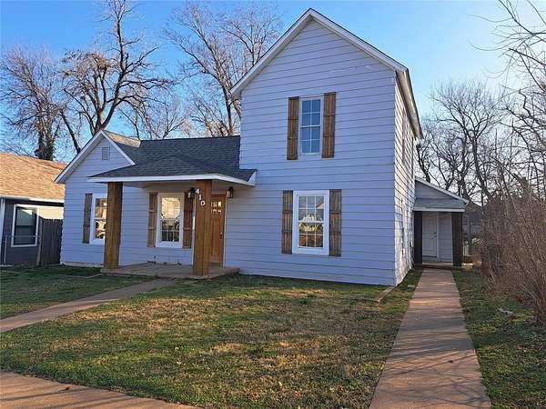 2 Acres of Residential Land with Home for Sale in Guthrie, Oklahoma