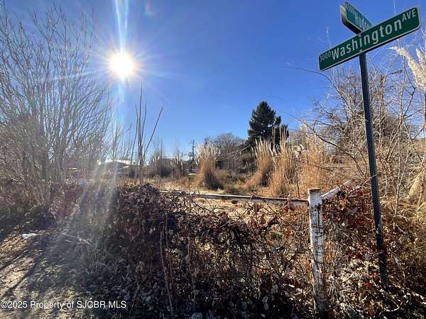 1.55 Acres of Mixed-Use Land for Sale in Farmington, New Mexico