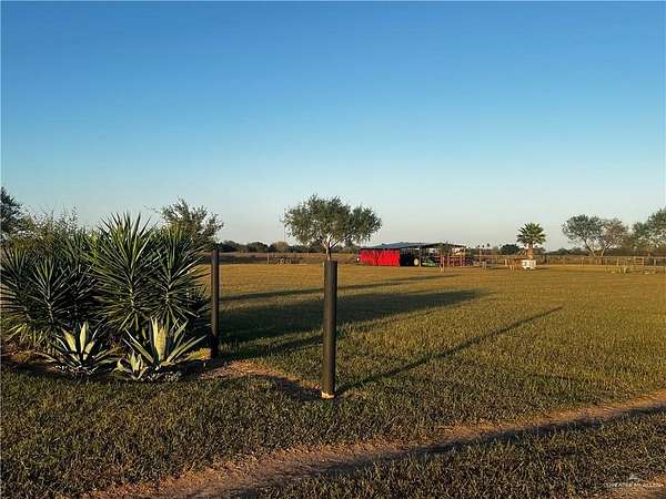 10 Acres of Land for Sale in La Feria, Texas