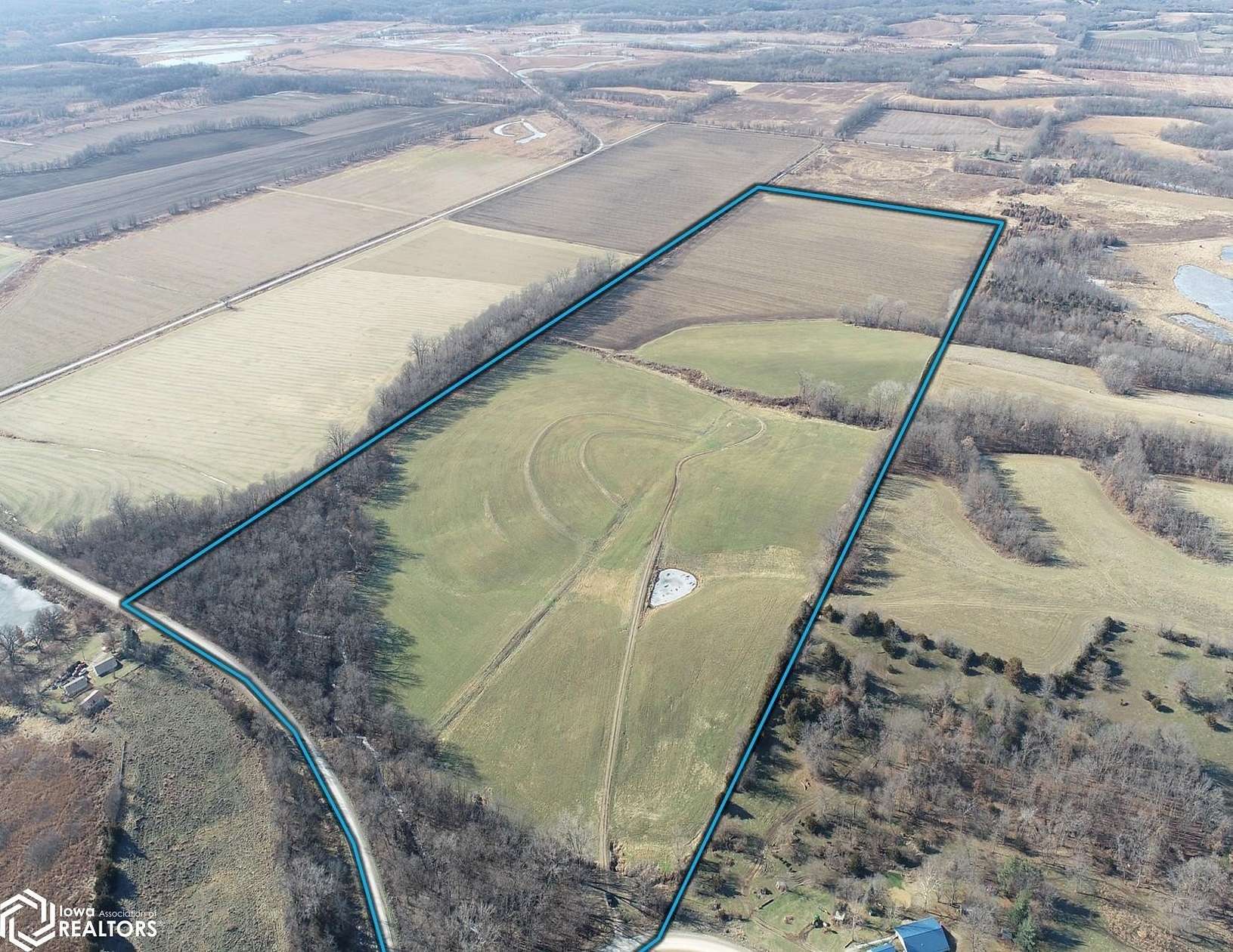 121 Acres of Land for Sale in Moulton, Iowa