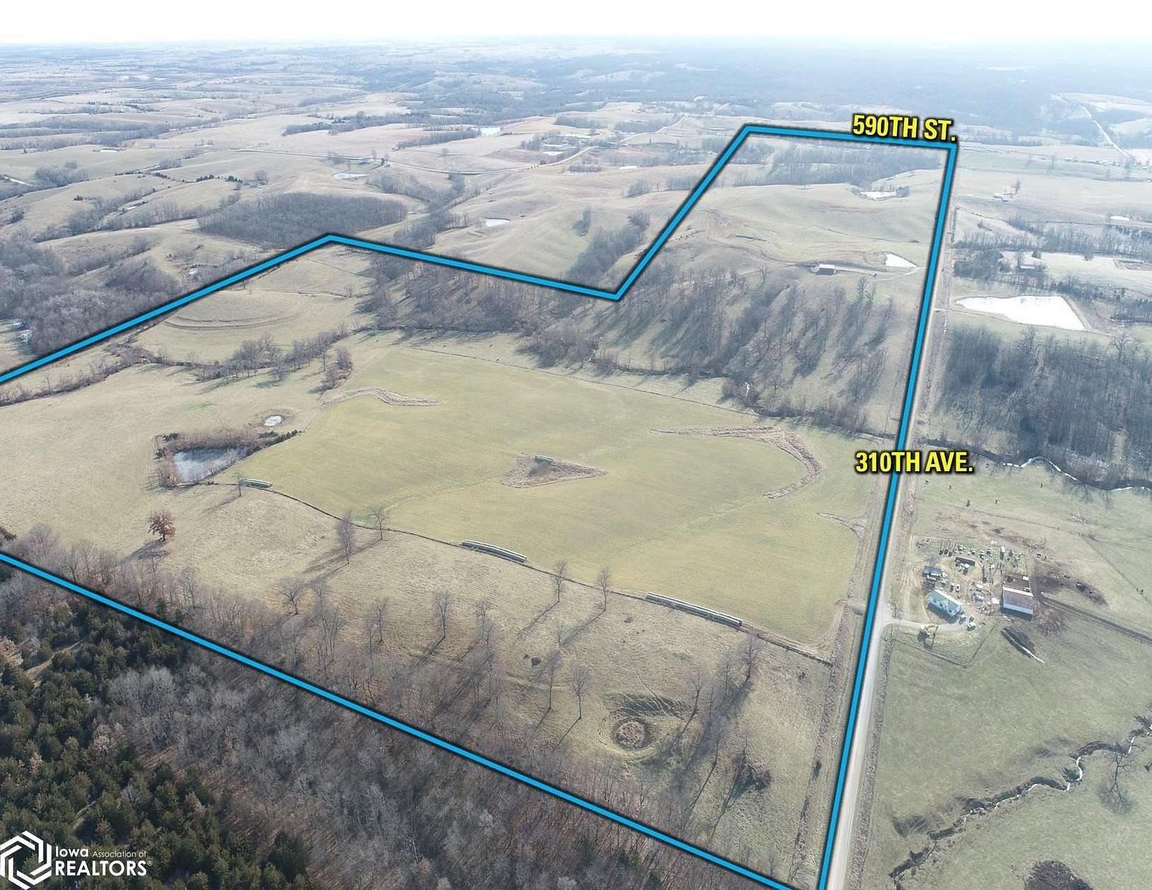 260 Acres of Land for Sale in Moulton, Iowa