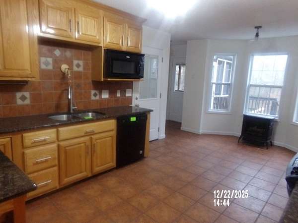 1.5 Acres of Residential Land with Home for Sale in Clarksville, Tennessee