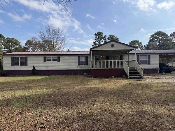 2.7 Acres of Residential Land with Home for Sale in Pleasant Plains, Arkansas