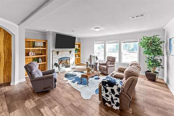 1.19 Acres of Land with Home for Sale in Clifton, Texas