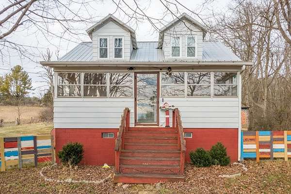 3.28 Acres of Residential Land with Home for Sale in Ivanhoe, Virginia