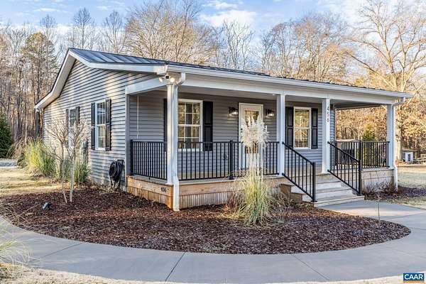 4.43 Acres of Residential Land with Home for Sale in Earlysville, Virginia