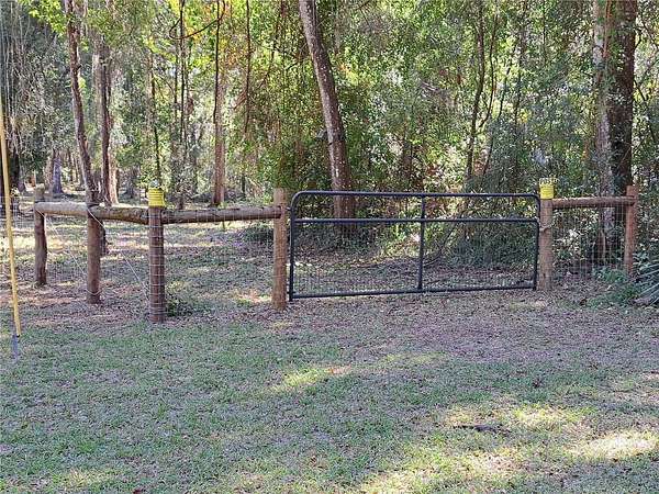 3 Acres of Land for Sale in Gainesville, Florida