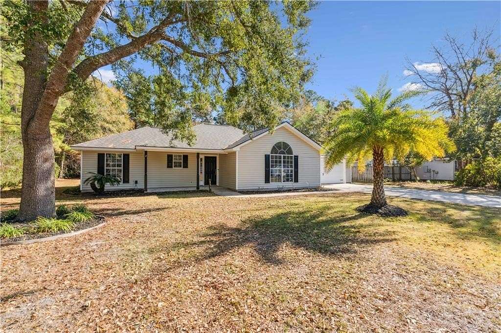 46 Acres of Land with Home for Sale in Brunswick, Georgia