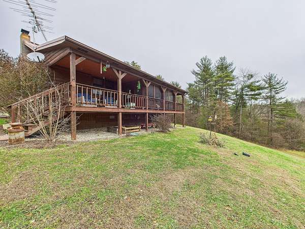 5.72 Acres of Residential Land with Home for Sale in Corning, Ohio