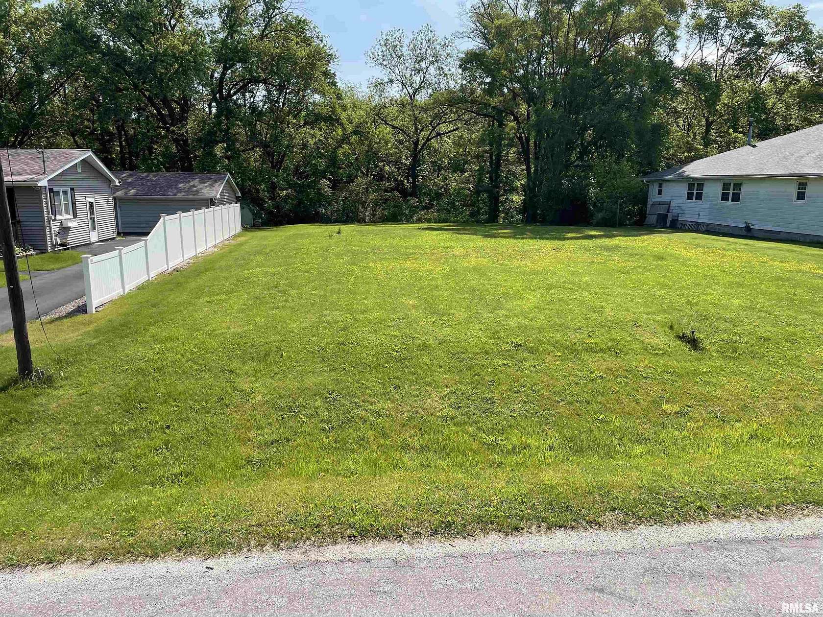 0.47 Acres of Residential Land for Sale in Milan, Illinois