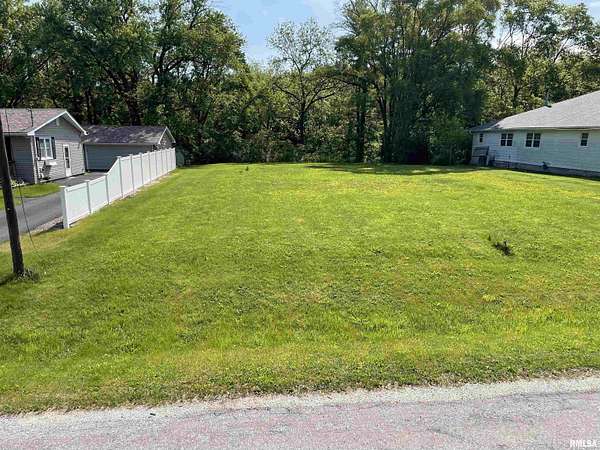 0.47 Acres of Residential Land for Sale in Milan, Illinois