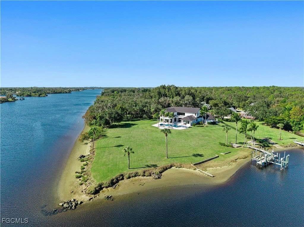 1.54 Acres of Residential Land with Home for Sale in Alva, Florida