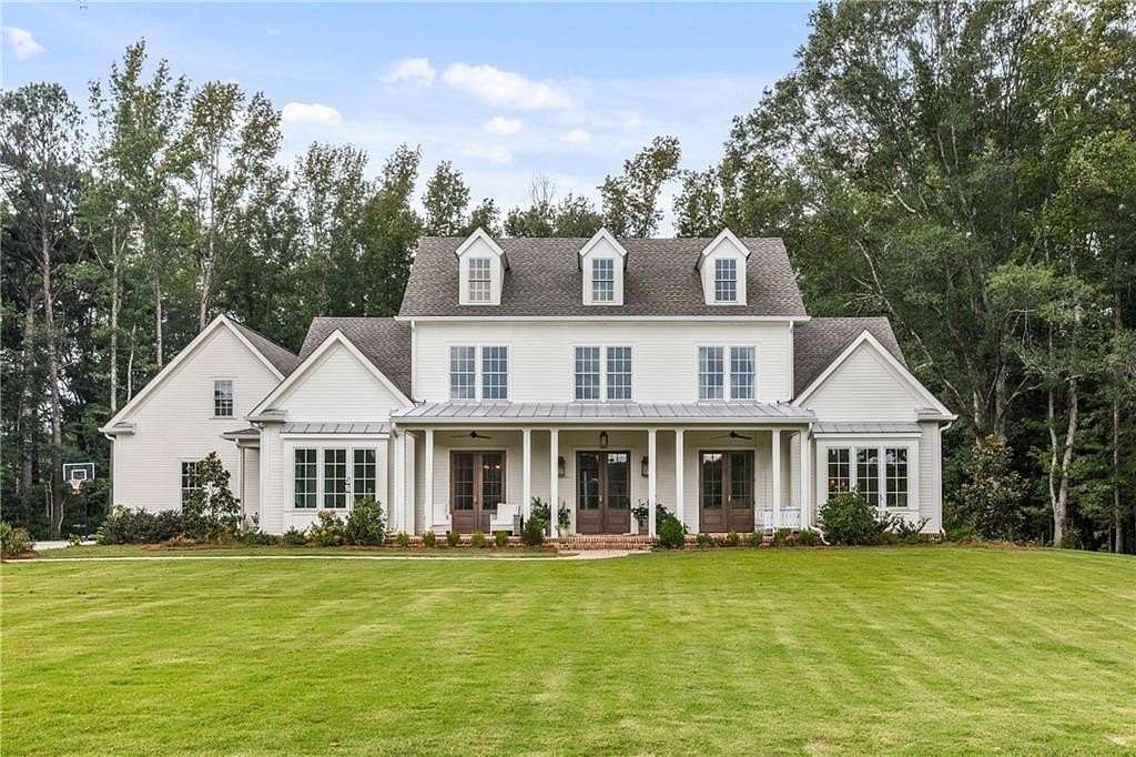 12.1 Acres of Land with Home for Sale in Chattahoochee Hills, Georgia