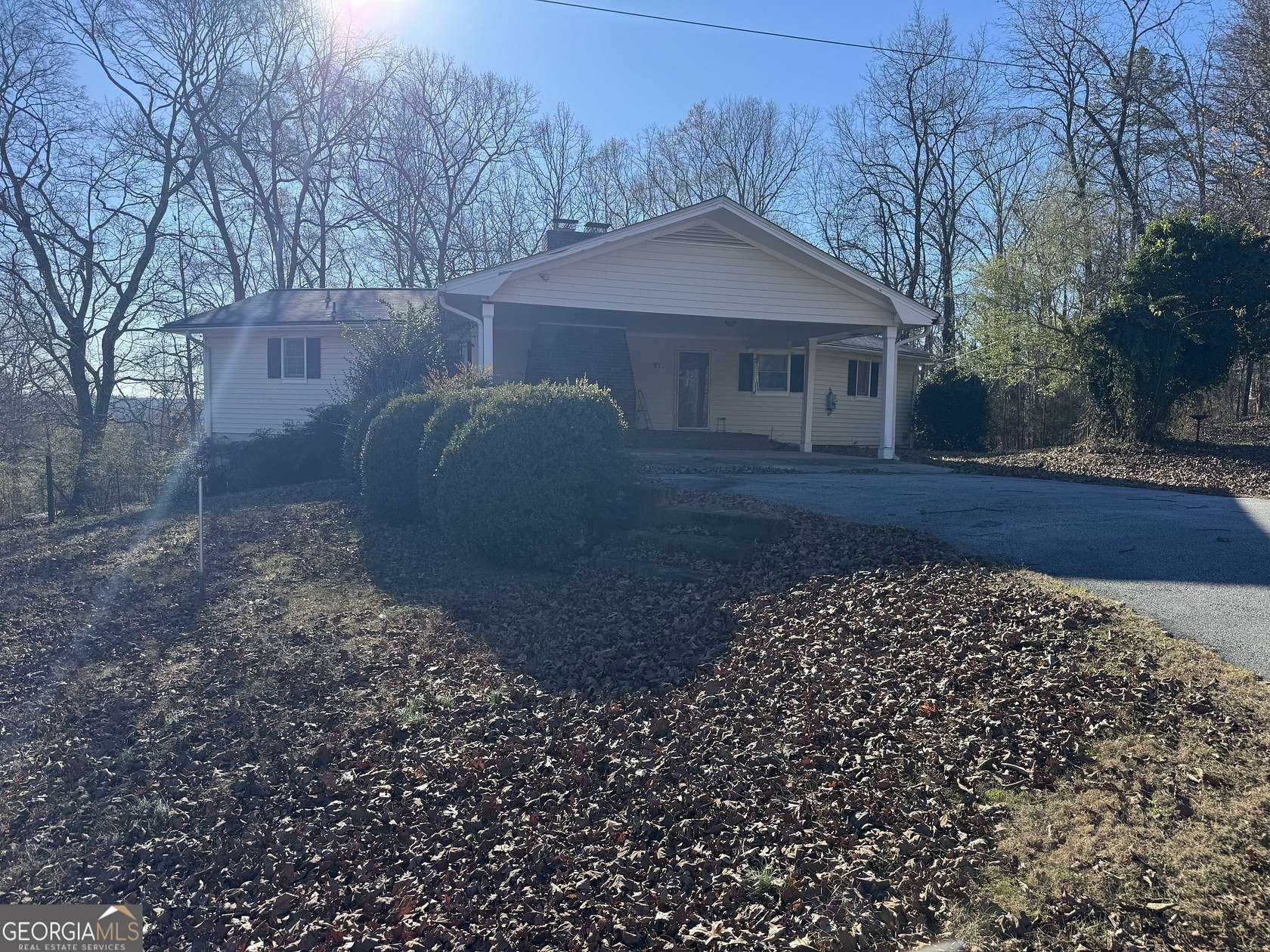 2 Acres of Residential Land with Home for Sale in Whitesburg, Georgia