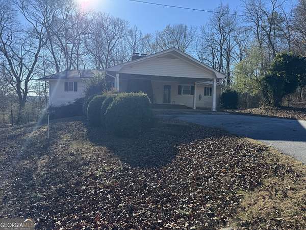 2 Acres of Residential Land with Home for Sale in Whitesburg, Georgia