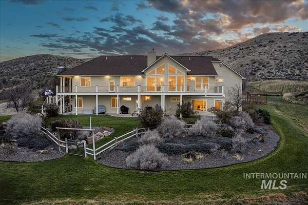 48 Acres of Land with Home for Sale in Emmett, Idaho