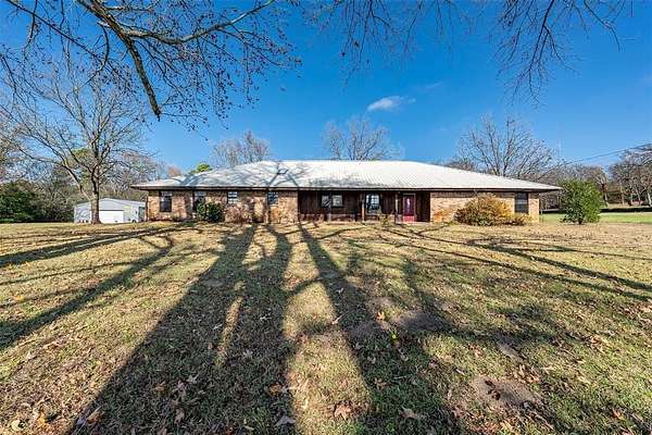 8 Acres of Land with Home for Sale in Tyler, Texas