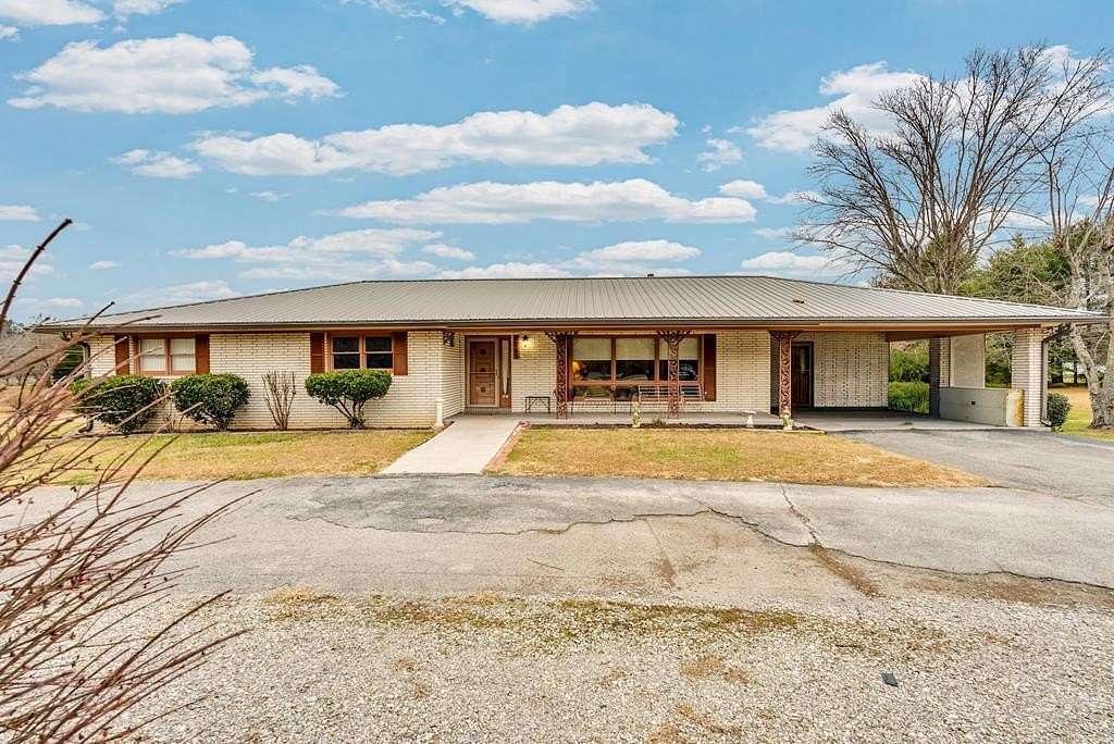 3 Acres of Residential Land with Home for Sale in Cookeville, Tennessee