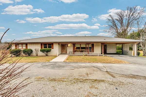 3 Acres of Residential Land with Home for Sale in Cookeville, Tennessee