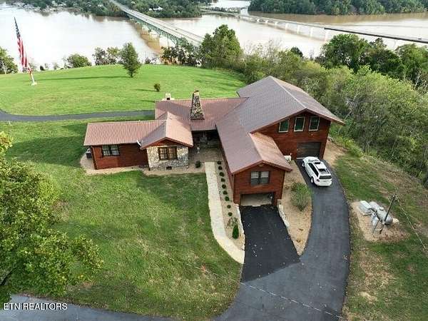 16 Acres of Improved Mixed-Use Land for Sale in White Pine, Tennessee