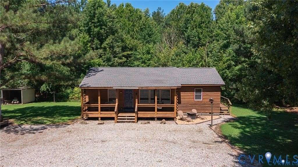 11.2 Acres of Recreational Land with Home for Sale in Amelia Court House, Virginia