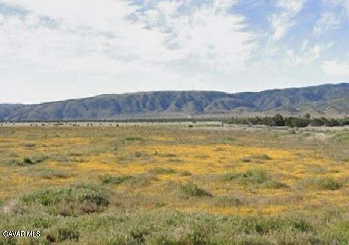 5 Acres of Land for Sale in Fairmont, California