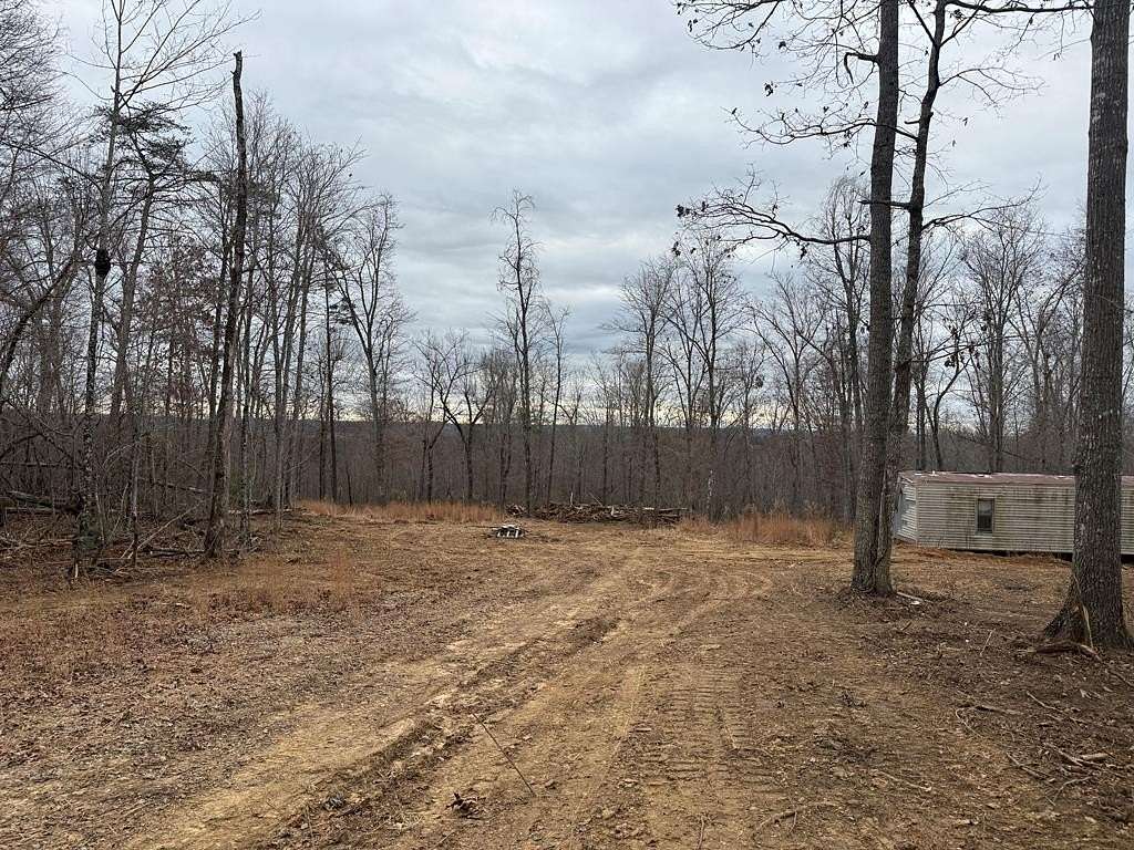 5 Acres of Residential Land for Sale in Crossville, Tennessee