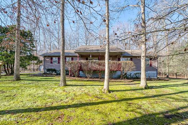 1.9 Acres of Residential Land with Home for Sale in Crossville, Tennessee