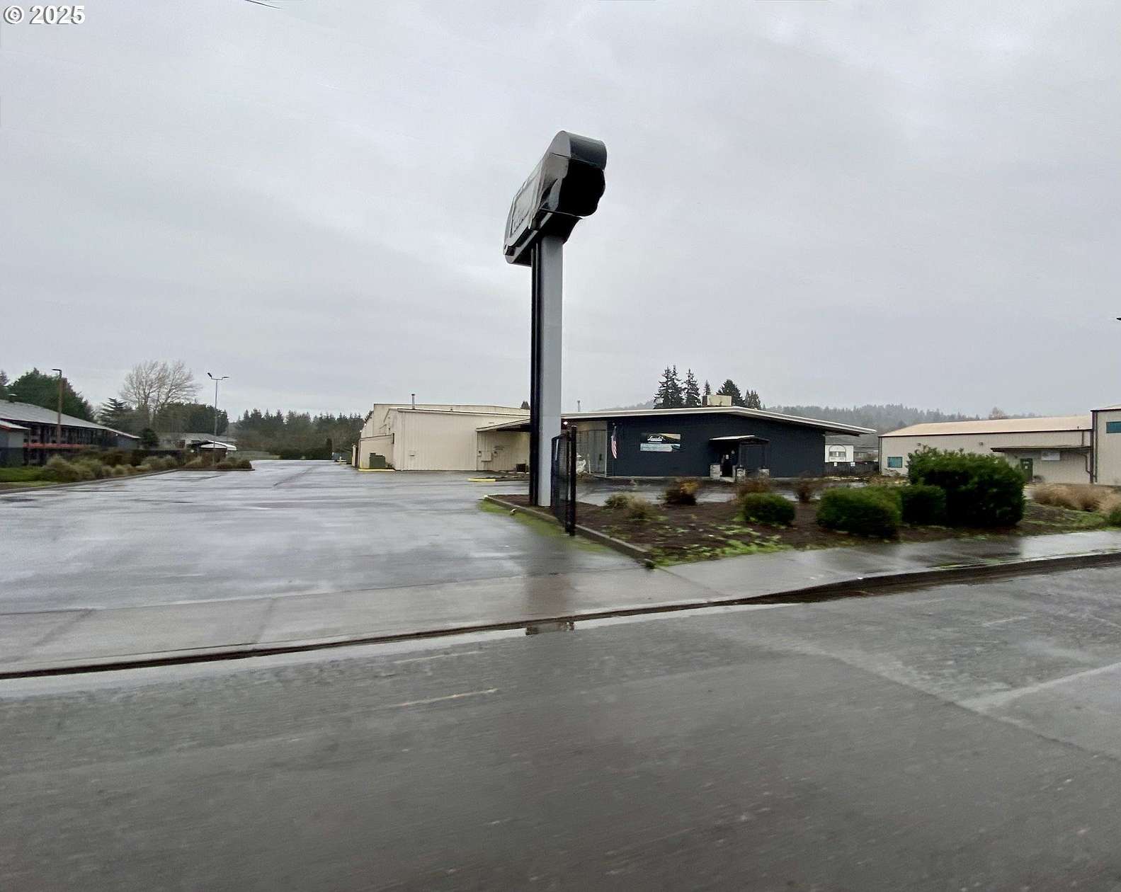 2.17 Acres of Improved Commercial Land for Sale in Woodland, Washington