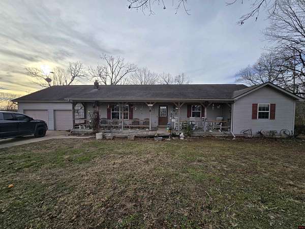 4 Acres of Land with Home for Sale in Midway, Arkansas