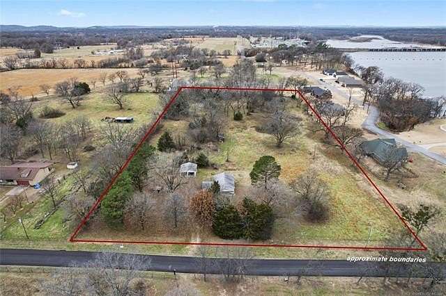 5 Acres of Residential Land for Sale in Locust Grove, Oklahoma