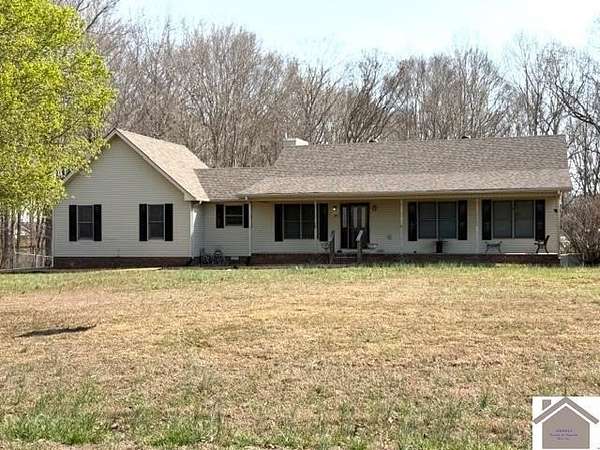 4 Acres of Land with Home for Sale in Cadiz, Kentucky