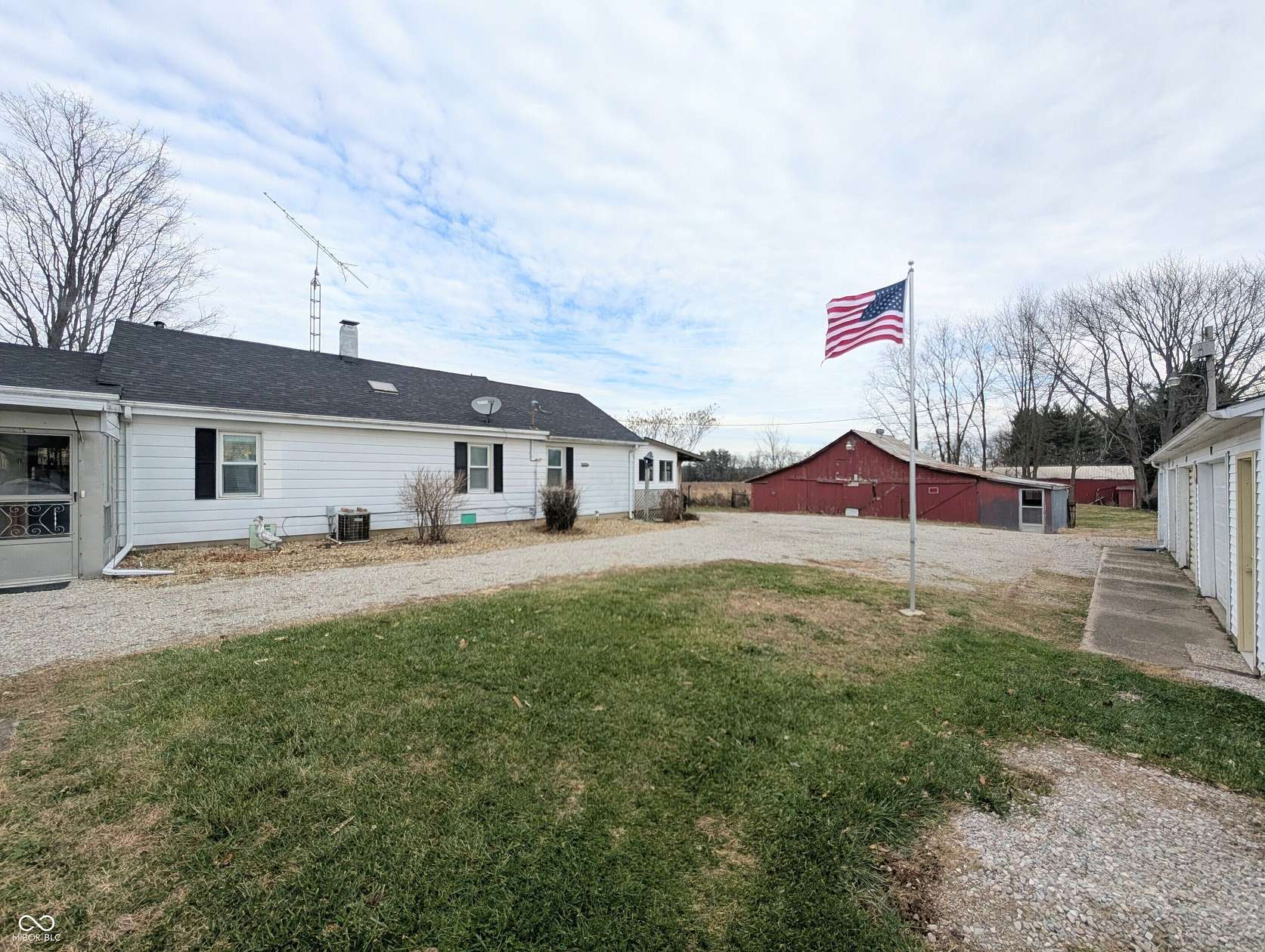 13.8 Acres of Land with Home for Sale in Hope, Indiana