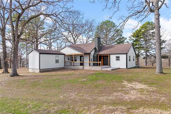 20 Acres of Agricultural Land with Home for Sale in Ridgedale, Missouri