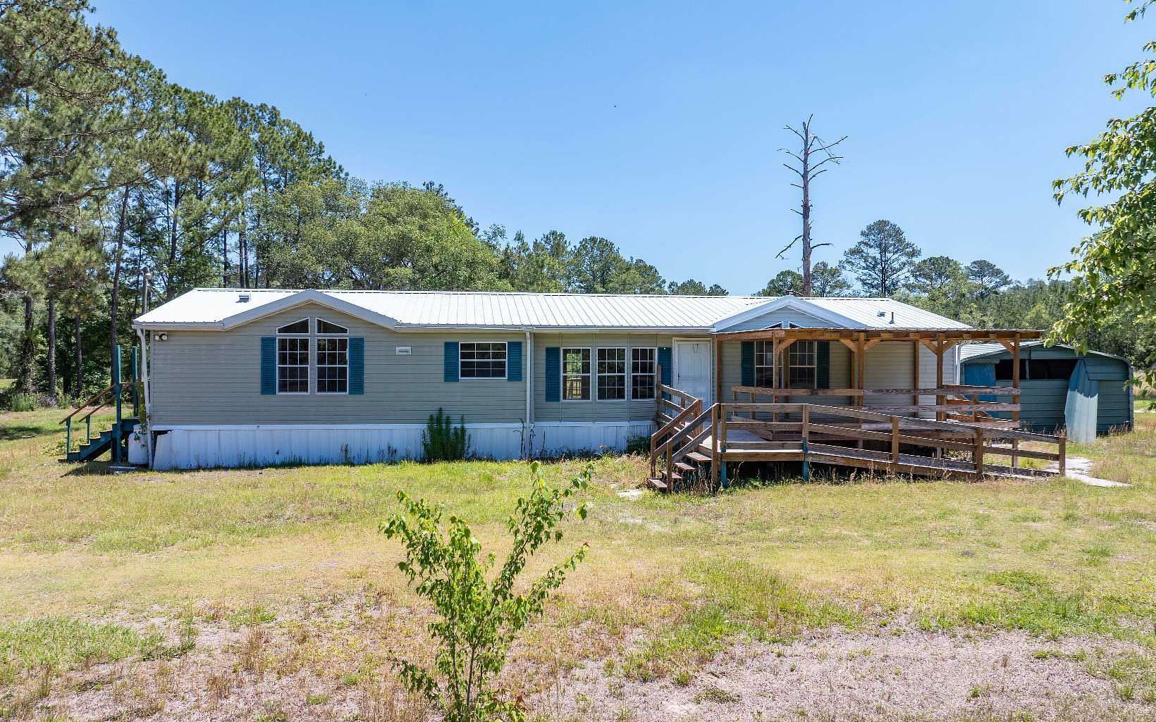 10 Acres of Land with Home for Sale in White Springs, Florida