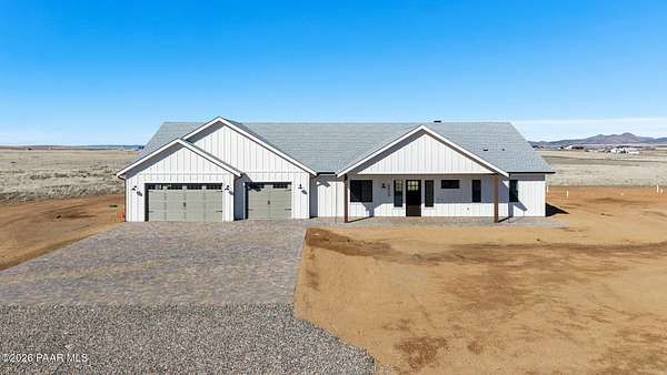 4 Acres of Land with Home for Sale in Prescott Valley, Arizona