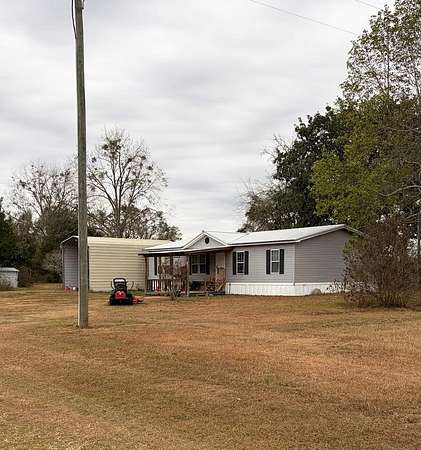 2.5 Acres of Residential Land with Home for Sale in Morven, Georgia