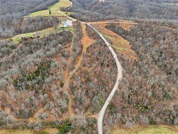 5.67 Acres of Land for Sale in Huntsville, Arkansas