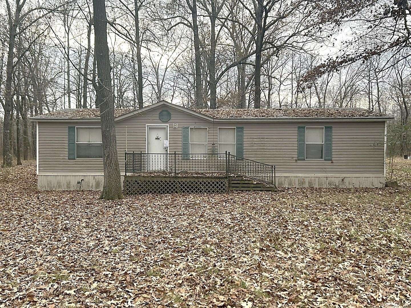 1.55 Acres of Residential Land with Home for Auction in Jacksonville, Arkansas