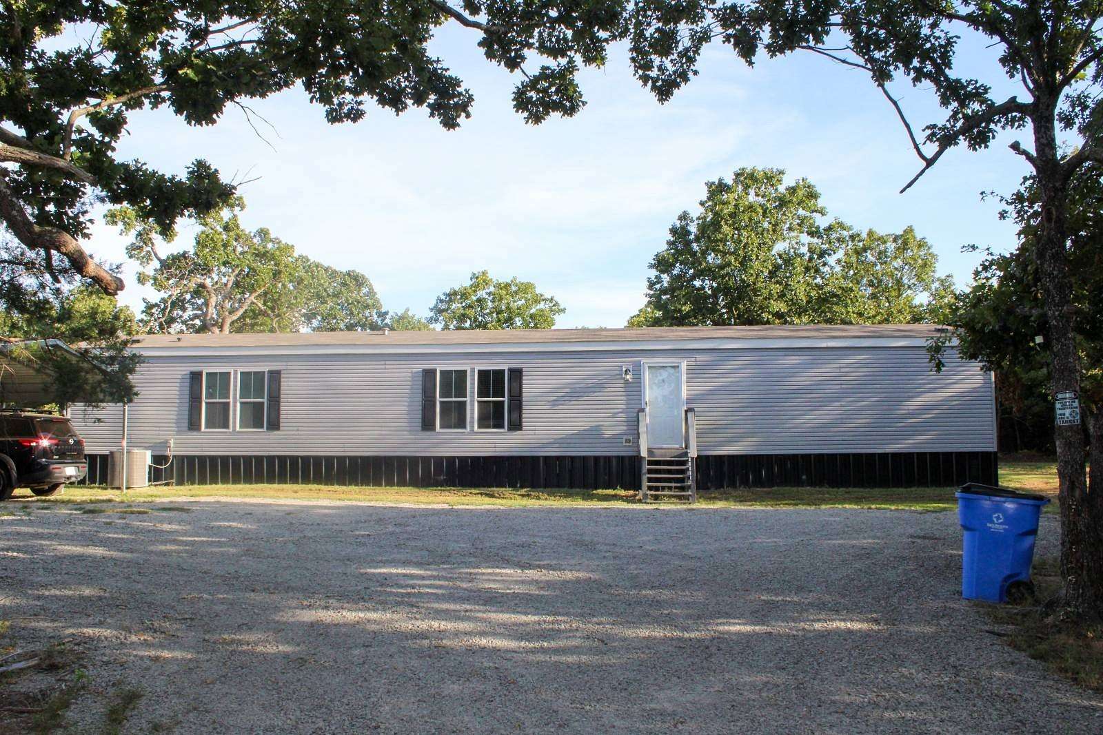 5.1 Acres of Residential Land with Home for Sale in Eufaula, Oklahoma