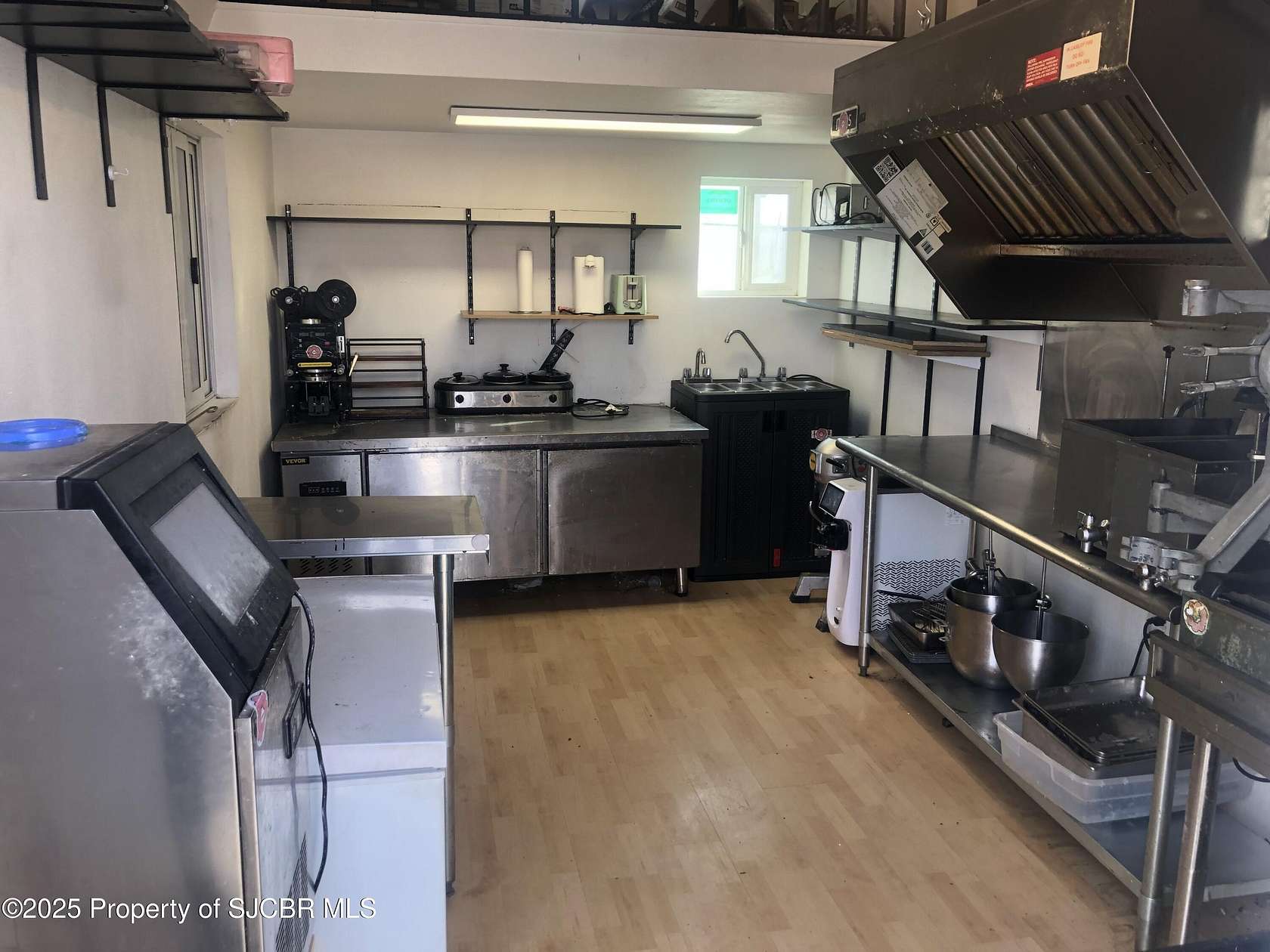 3.1 Acres of Improved Commercial Land for Sale in Farmington, New Mexico