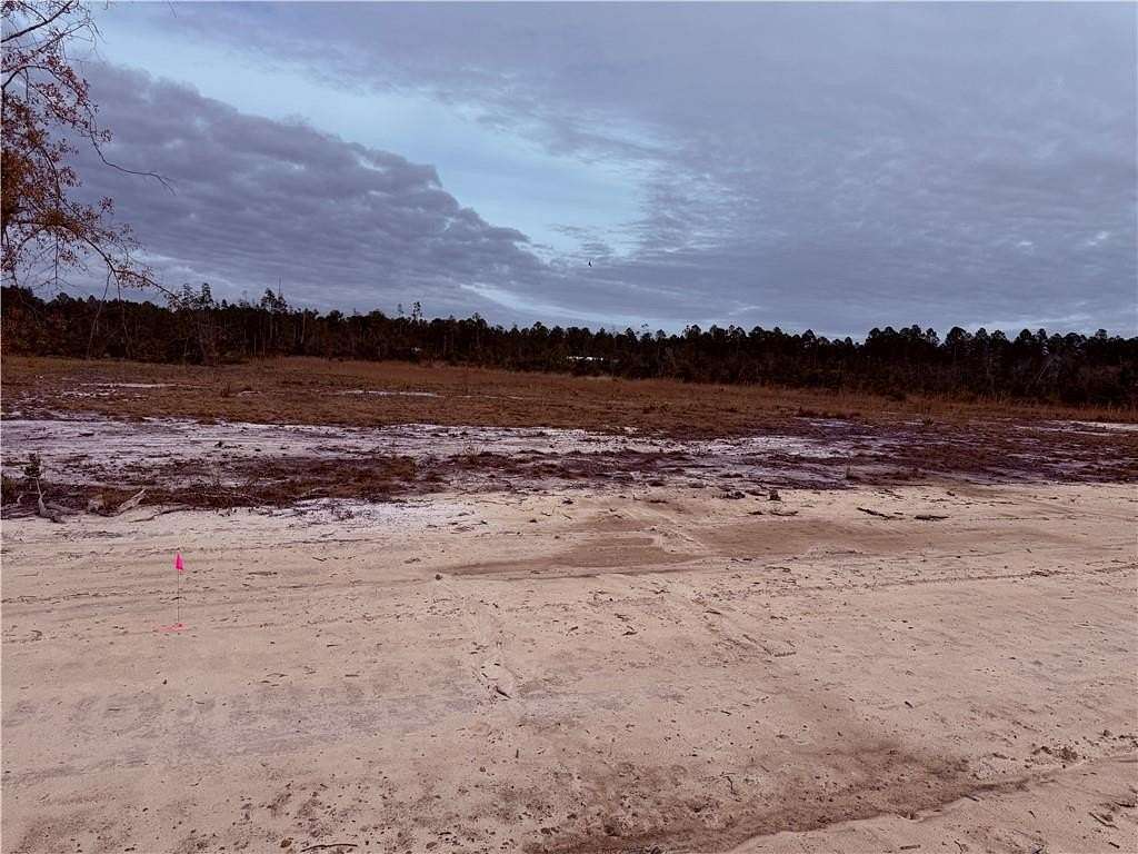 4 Acres of Residential Land for Sale in Waycross, Georgia