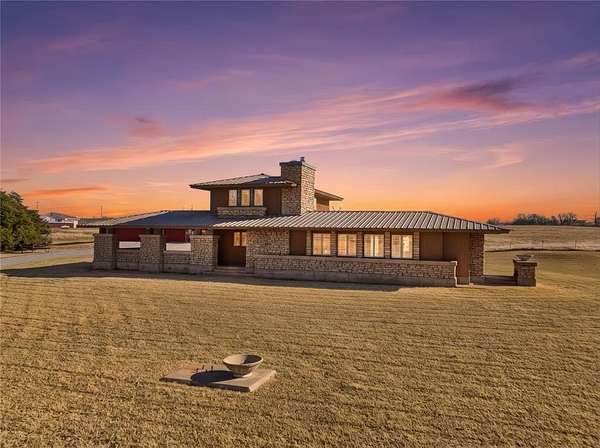 2.6 Acres of Residential Land with Home for Sale in Apache, Oklahoma