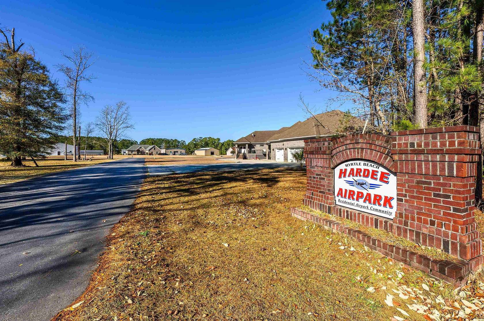 1 Acre of Residential Land for Sale in Loris, South Carolina