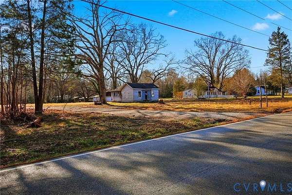 3.6 Acres of Residential Land with Home for Sale in Sandston, Virginia