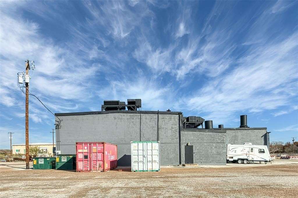 1.58 Acres of Commercial Land for Sale in Mineral Wells, Texas