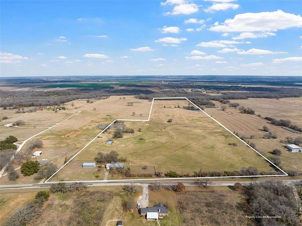 40.8 Acres of Improved Land for Sale in Hillsboro, Texas