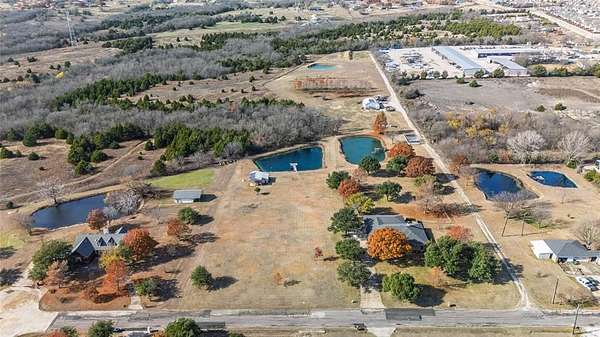 6 Acres of Commercial Land for Sale in St. Paul, Texas